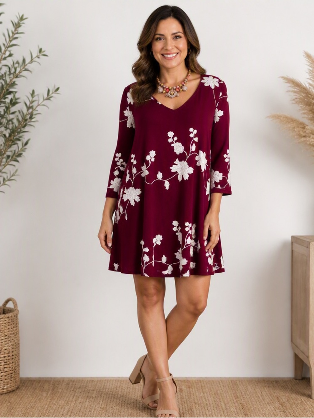 Stella Laguna Beach Burgundy Floral Appliqué Dress – Size Small